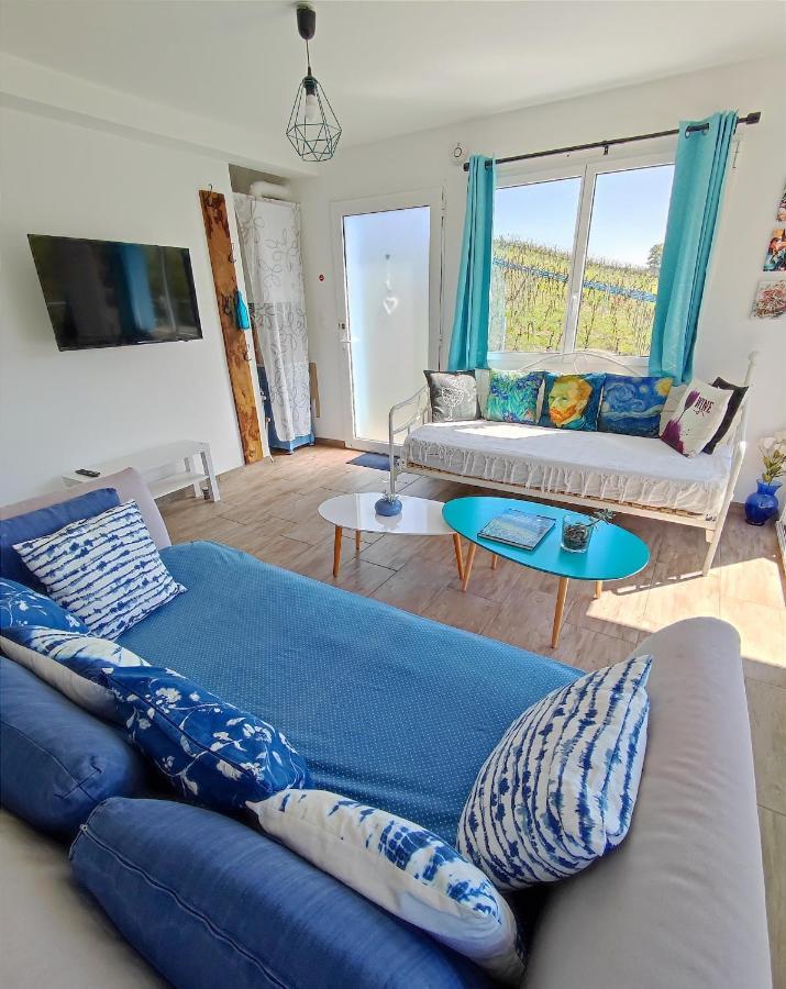 Appartement Domaine BOHN Blue Winehouse à Reichsfeld Extérieur photo