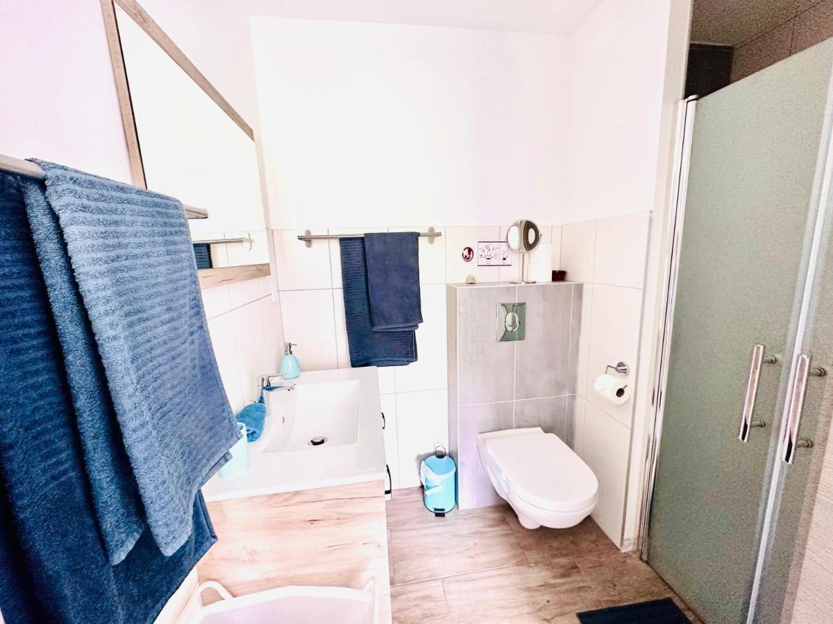 Appartement Domaine BOHN Blue Winehouse à Reichsfeld Extérieur photo